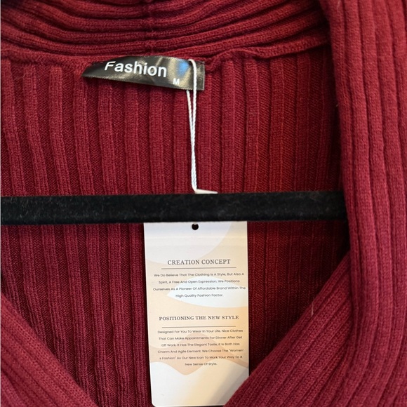 NWT’s Bodycon sweater dress. Size M. - Picture 7 of 11